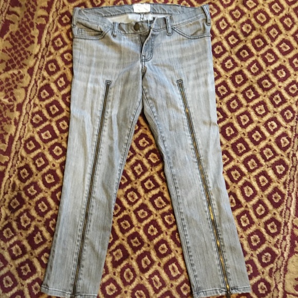 Light gray distressed jeans with zipper legs - Picture 2 of 6